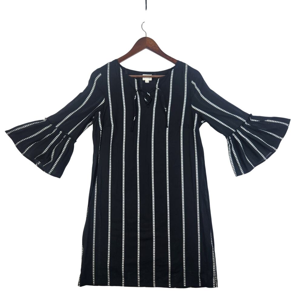 Emberly Black/White Flare Sleeve Dress Size S EUC